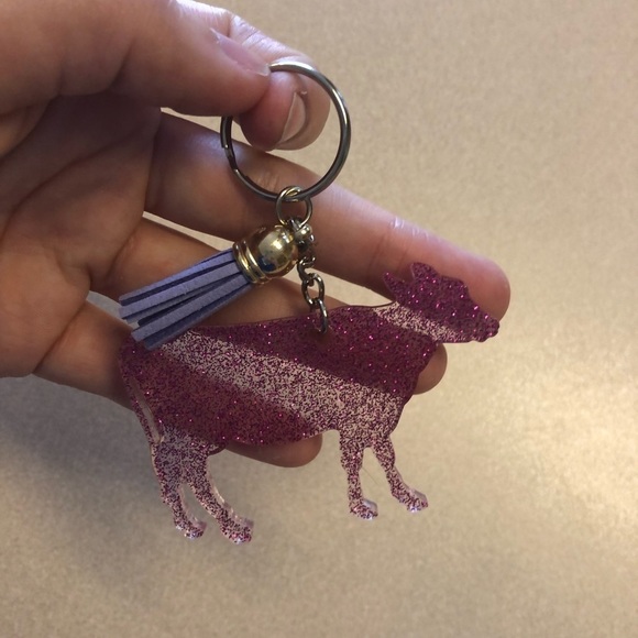 Handmade Cow Keychain - Picture 2 of 6